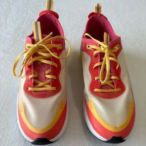 Airmax Dia pink yellow and white